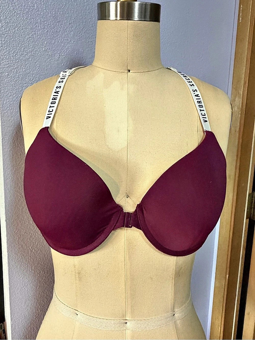 Victoria's Secret Sexy Tee Smooth Push-Up Bra Purple 36C